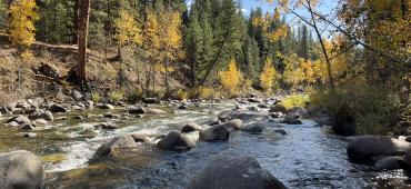 Chewuch River of the Methow Valley in fall 