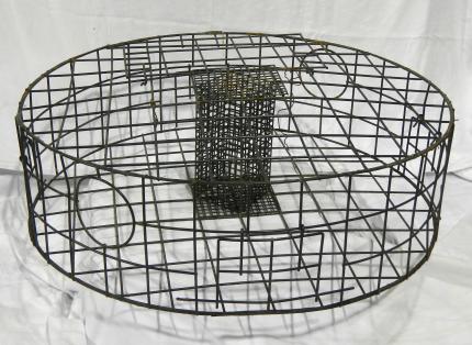 Circular metal mesh crab pot