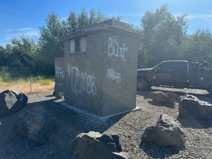 Mattoon lake graffiti removal.
