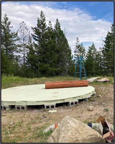 A yurt being assembled