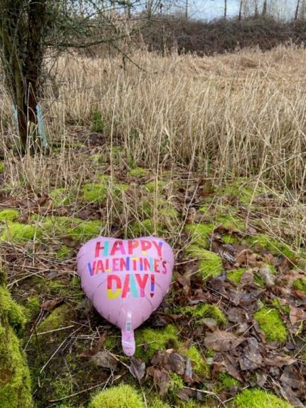 There are better ways to show your love than littering.